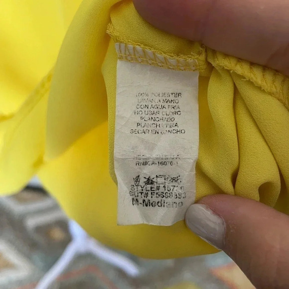 COPY - Women's Yellow Tank Top Blouse - Sz. M - Picture 3 of 4